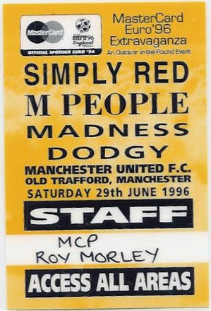 Simply Red, Old Trafford laminate
